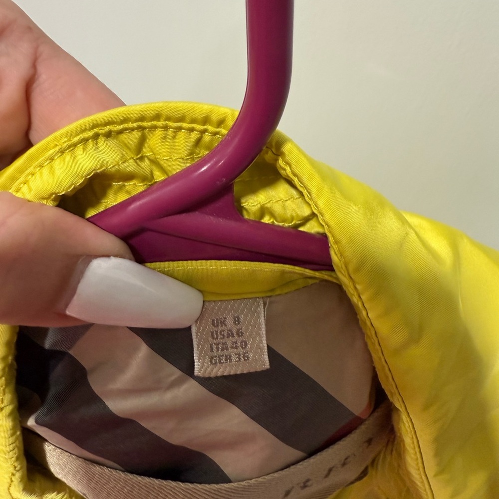 💛 Burberry Brit Yellow Lightweight Belted Trench Coat – Size US 6 / UK 8 - Picture 4 of 6